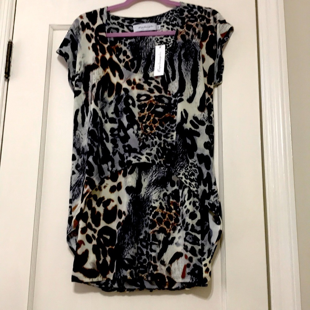 TBags Los Angeles animal print top
